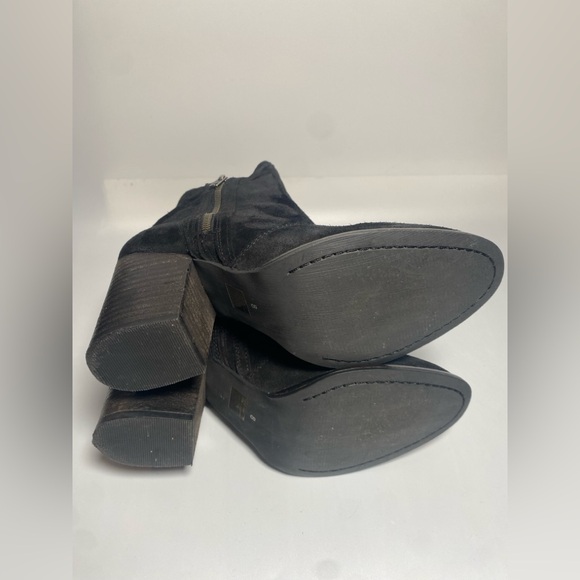 Seychelles Lucky Penny Heeled Suede Bootie Black Size 8 - Picture 8 of 10